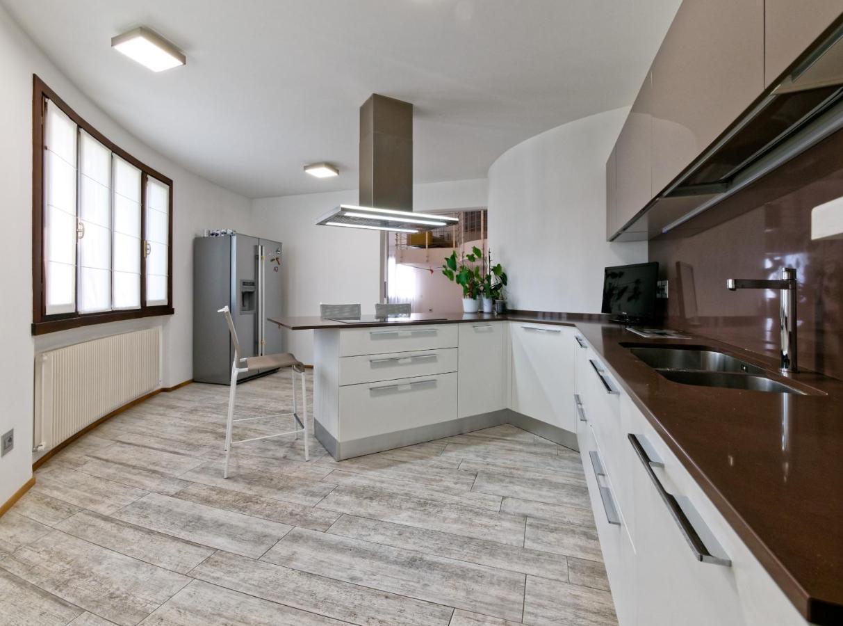 Nifty Intera Villa Con Piscina Relax, Idromassaggio E Sauna Muscletto Exterior photo