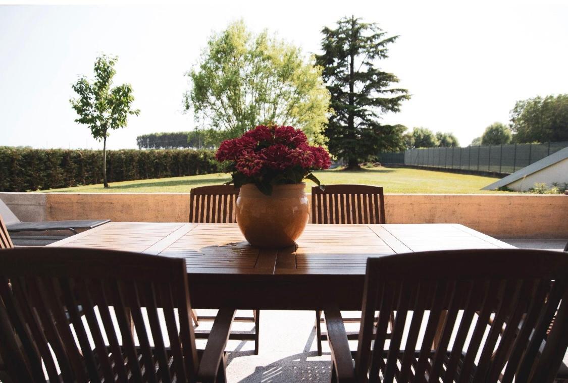 Nifty Intera Villa Con Piscina Relax, Idromassaggio E Sauna Muscletto Exterior photo